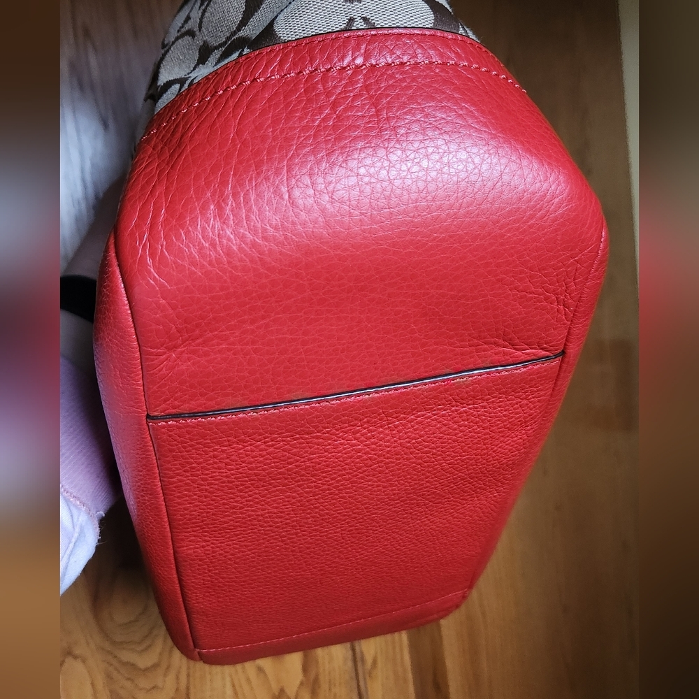 Coach Park Signature Carrie Tote, Red Leather Trim EUC - Picture 9 of 12